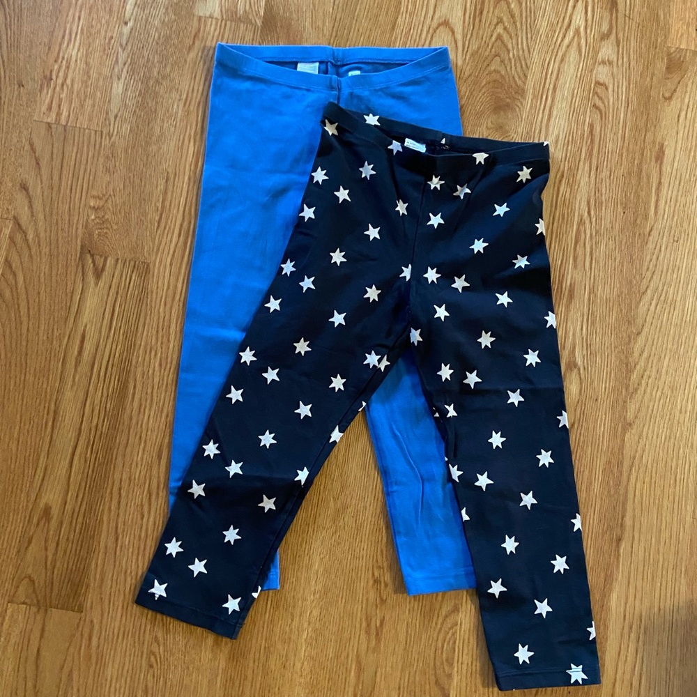 Bundle of two pairs of Tea collection cropped leggings.